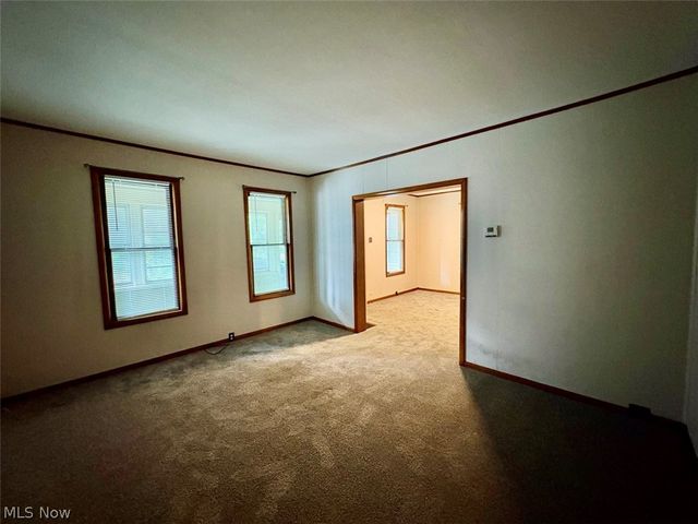391 E Voris Street, Akron, OH 44311