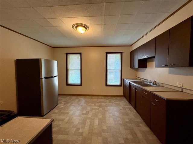 391 E Voris Street, Akron, OH 44311