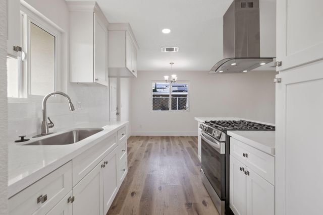 7122 Ave. 306, Visalia, CA 93291