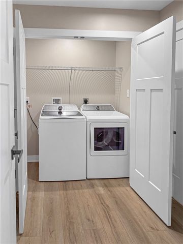 208 Mary Ln, Robinson Twp, PA 15108