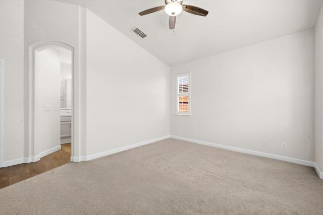 348 Lone Spur Dr, Folsom, CA 95630