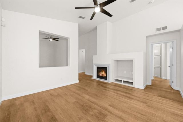 348 Lone Spur Dr, Folsom, CA 95630