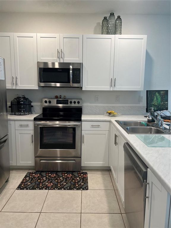 1200 SE 26th Ter, Homestead, FL 33035