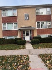1028 Circle Avenue 2S, Forest Park, IL 60130