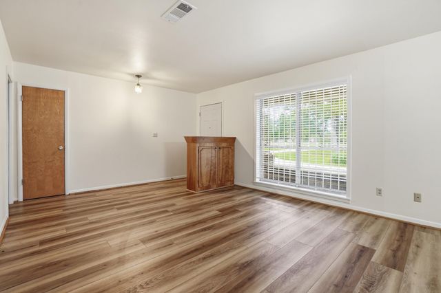 10240 Post Oak Drive, Conroe, TX 77385