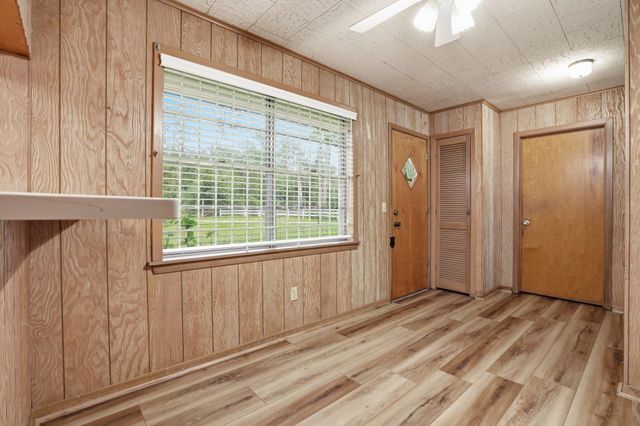 10240 Post Oak Drive, Conroe, TX 77385