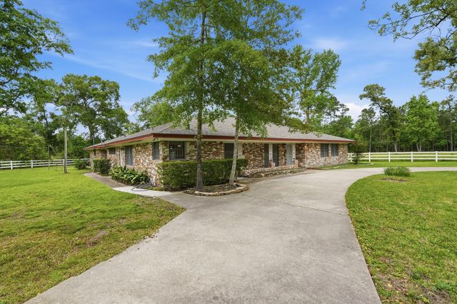 10240 Post Oak Drive, Conroe, TX 77385