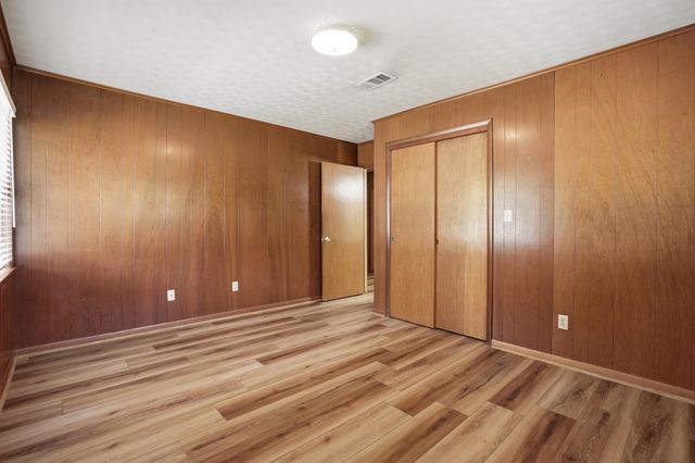 10240 Post Oak Drive, Conroe, TX 77385