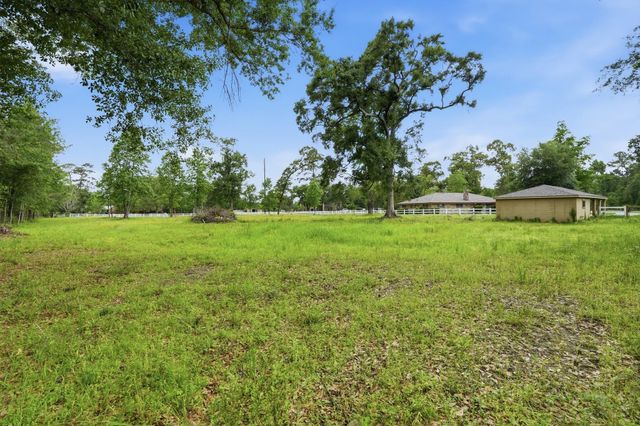 10240 Post Oak Drive, Conroe, TX 77385