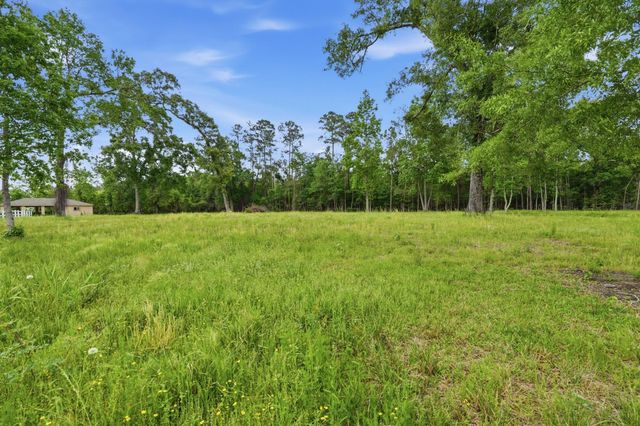 10240 Post Oak Drive, Conroe, TX 77385