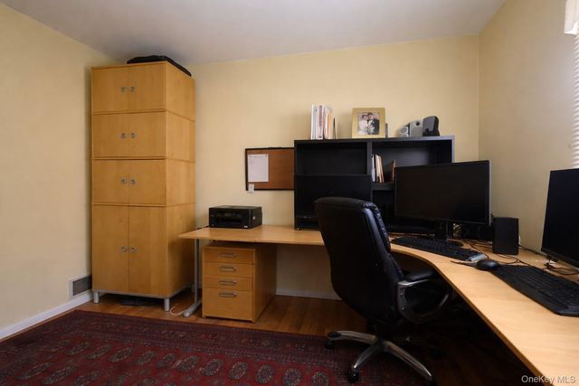 22 Palisades Court, Pomona, NY 10970