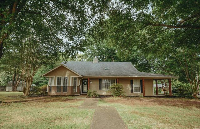 14 Trafalgar Road, Conway, AR 72034