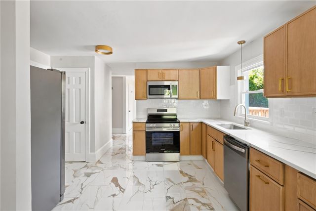 144 Carolina Back Road, Charlestown, RI 02813