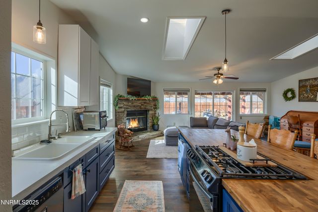 1422 Patricia Drive, Gardnerville, NV 89460