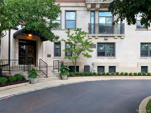 2900 E Jefferson Avenue D702, Detroit, MI 48207