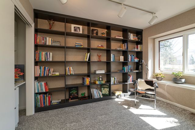 7672 E St Andrews Circle, Portage, MI 49024