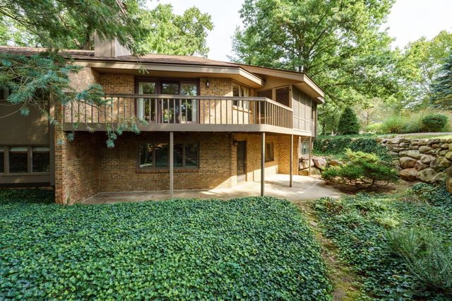 7672 E St Andrews Circle, Portage, MI 49024