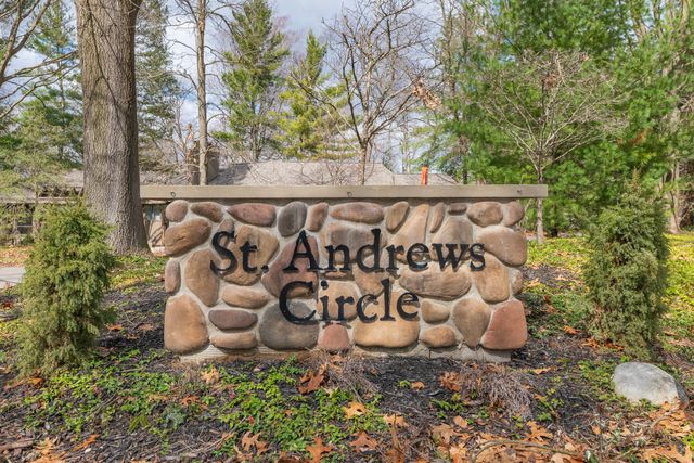 7672 E St Andrews Circle, Portage, MI 49024
