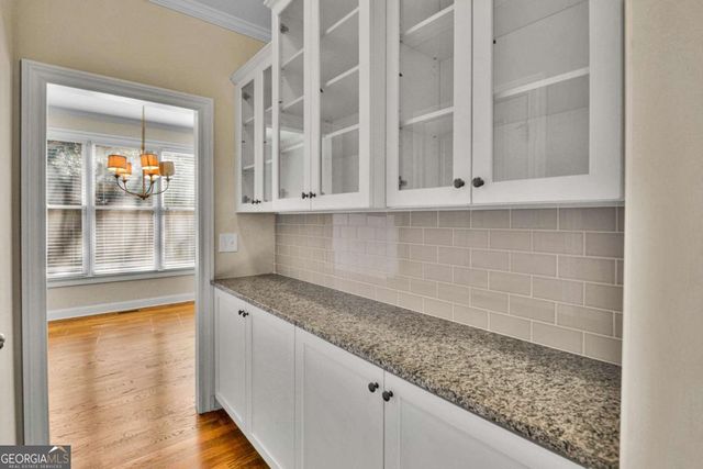 1660 Gilstrap Lane NW, Atlanta, GA 30318