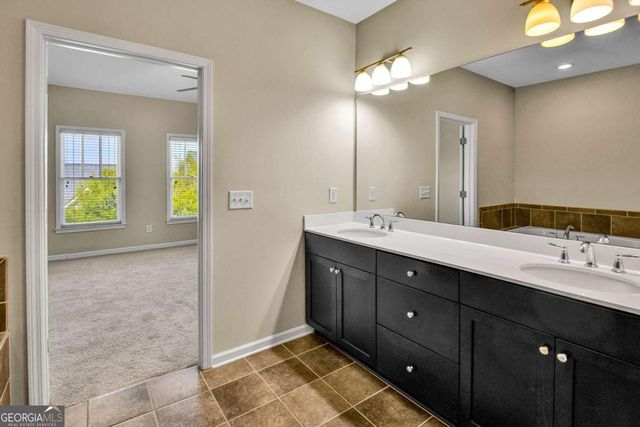 1660 Gilstrap Lane NW, Atlanta, GA 30318