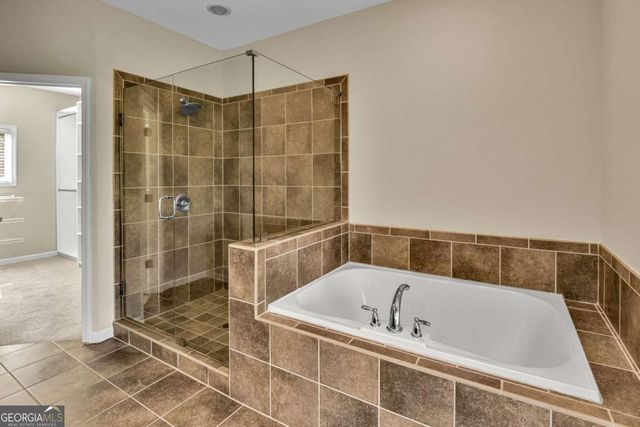 1660 Gilstrap Lane NW, Atlanta, GA 30318