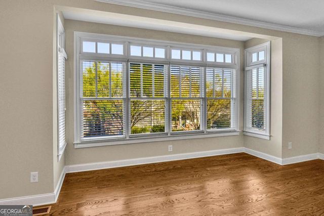 1660 Gilstrap Lane NW, Atlanta, GA 30318