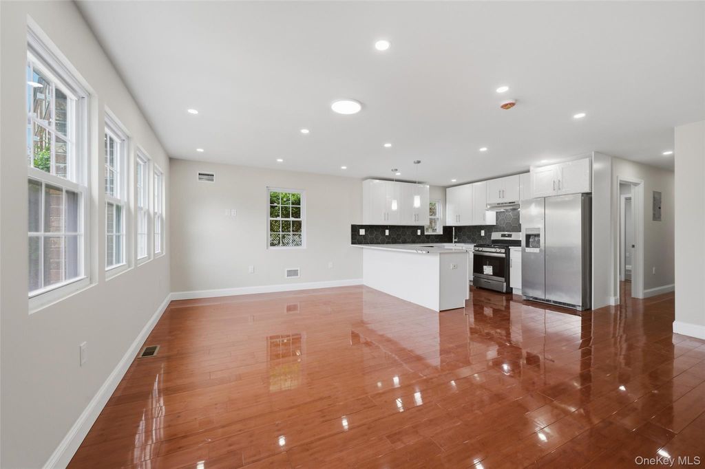 178-41 146th Terrace, Springfield Gardens, NY 11434 — photo 5