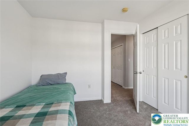 1055 King Way, Upper Macungie Twp, PA 18031