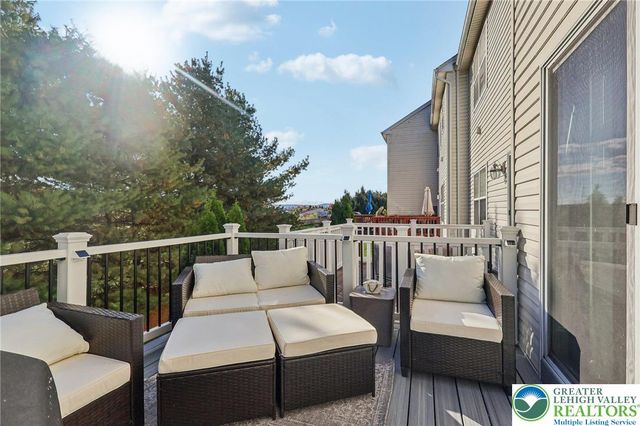 1055 King Way, Upper Macungie Twp, PA 18031