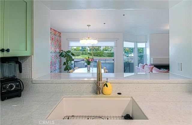 240 Nice Lane 102, Newport Beach, CA 92663
