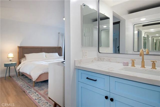240 Nice Lane 102, Newport Beach, CA 92663