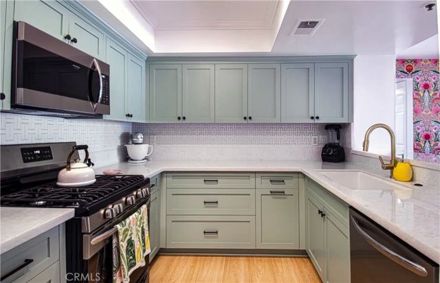 240 Nice Lane 102, Newport Beach, CA 92663