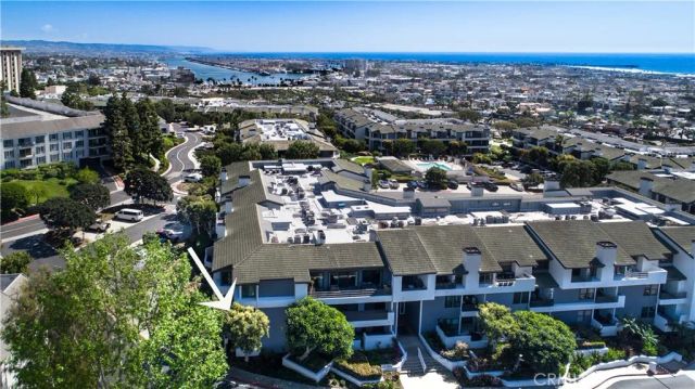 240 Nice Lane 102, Newport Beach, CA 92663