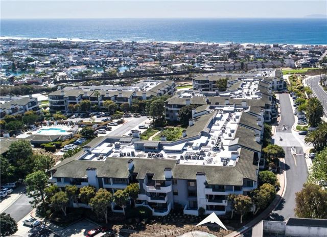 240 Nice Lane 102, Newport Beach, CA 92663