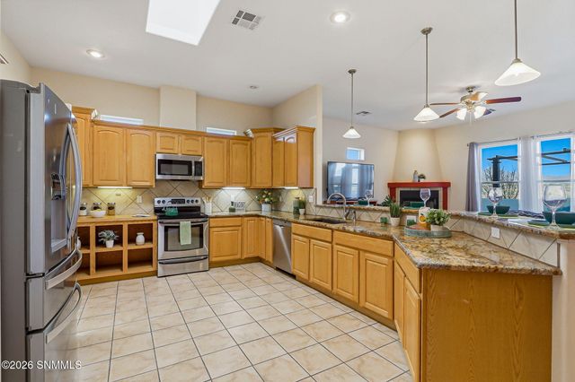 6446 Wagons East Trail, Las Cruces, NM 88012