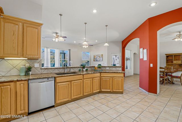 6446 Wagons East Trail, Las Cruces, NM 88012