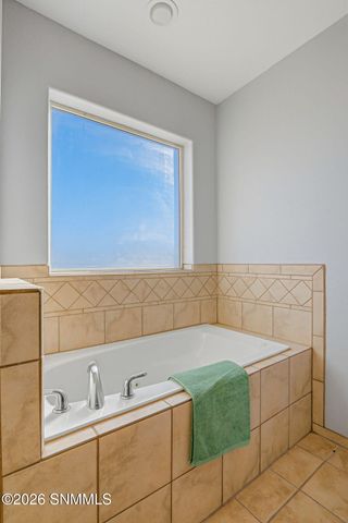 6446 Wagons East Trail, Las Cruces, NM 88012