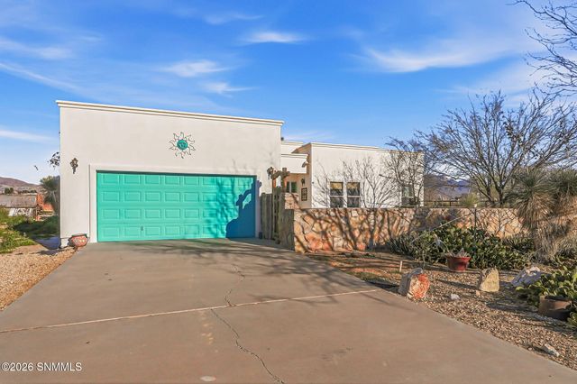 6446 Wagons East Trail, Las Cruces, NM 88012