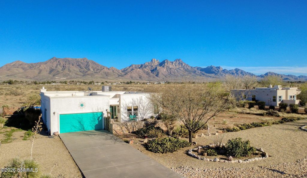 6446 Wagons East Trail, Las Cruces, NM 88012