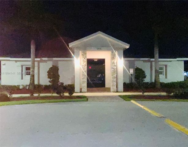 1766 SE 7th Terrace, Homestead, FL 33034