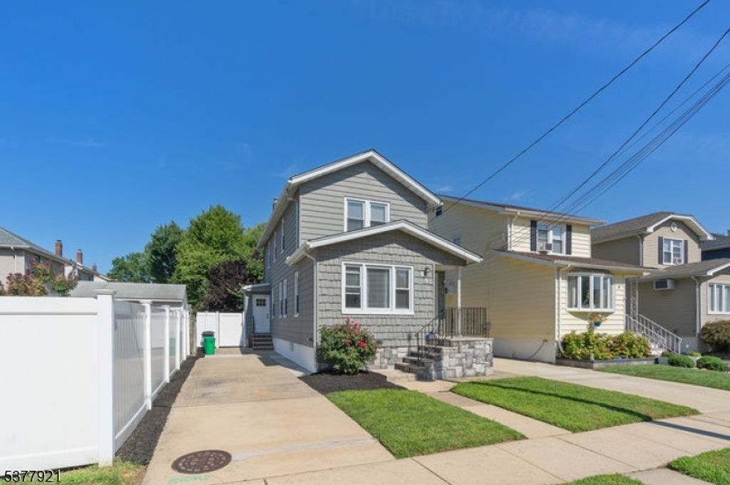 55 Lafayette Pl, Lyndhurst Twp., NJ 07071