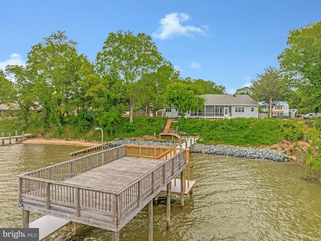 365 OVERLOOK DR, Prince Frederick, MD 20678