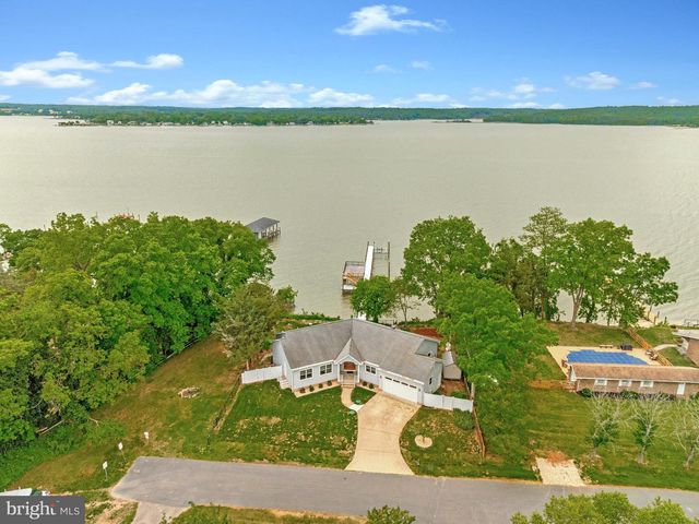 365 OVERLOOK DR, Prince Frederick, MD 20678
