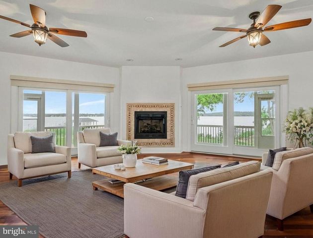365 OVERLOOK DR, Prince Frederick, MD 20678