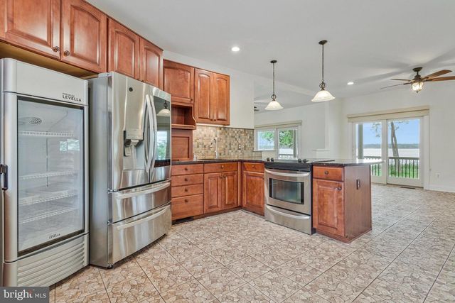 365 OVERLOOK DR, Prince Frederick, MD 20678