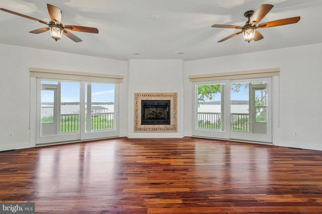 365 OVERLOOK DR, Prince Frederick, MD 20678