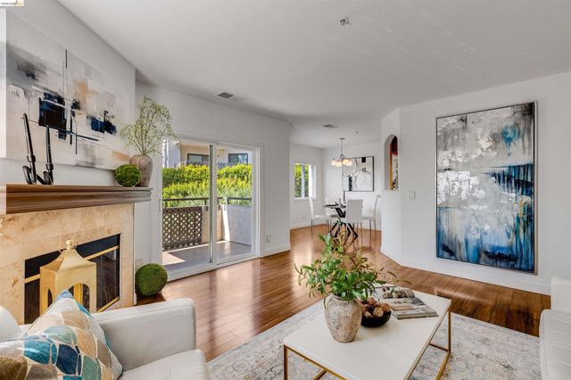 21103 Gary Dr 116E, Hayward, CA 94546