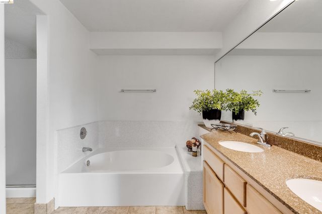 21103 Gary Dr 116E, Hayward, CA 94546