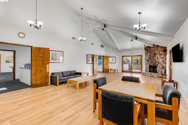 21103 Gary Dr 116E, Hayward, CA 94546
