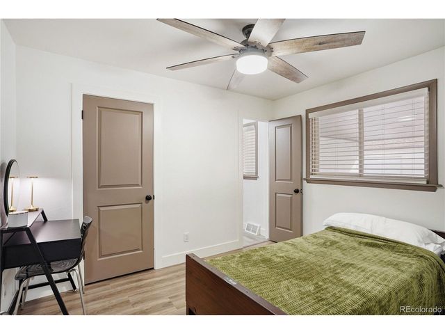 11550 E 2nd Ave, Aurora, CO 80010